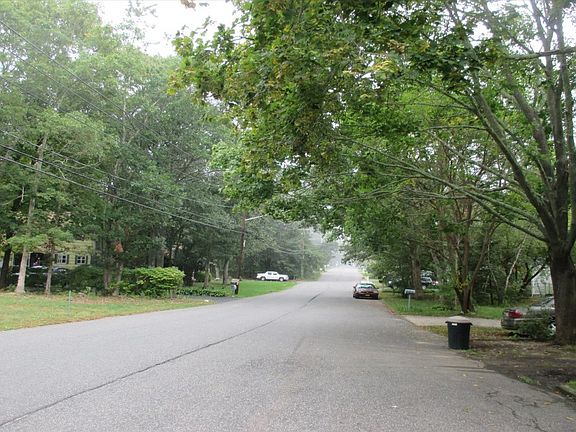 4th image of 120 Grand Ave