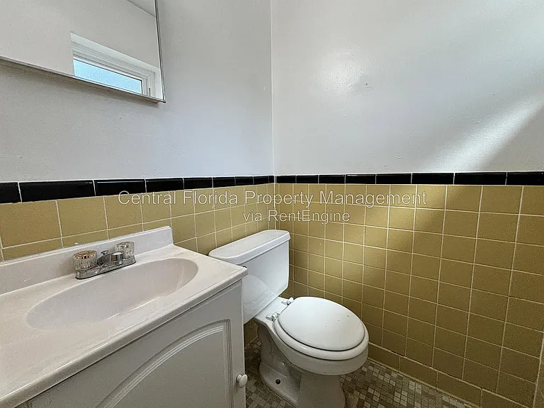 4606 Meadowbrook Ave — Photo 11