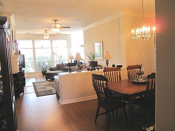 The open floorplan everyone loves. Great for entertaining.