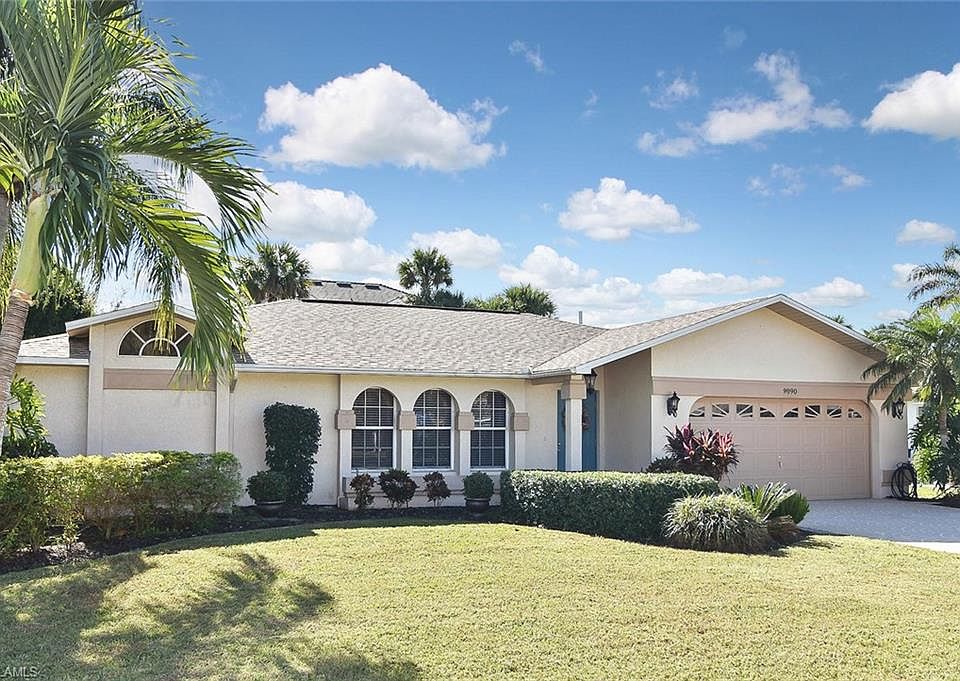 1st image of 9890 Country Oaks Dr