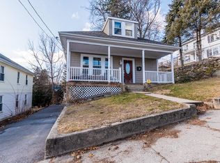 7 Howard St, Blackstone, MA 01504
