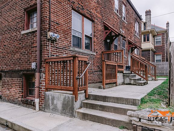 5th image of 2070 Indianola Ave