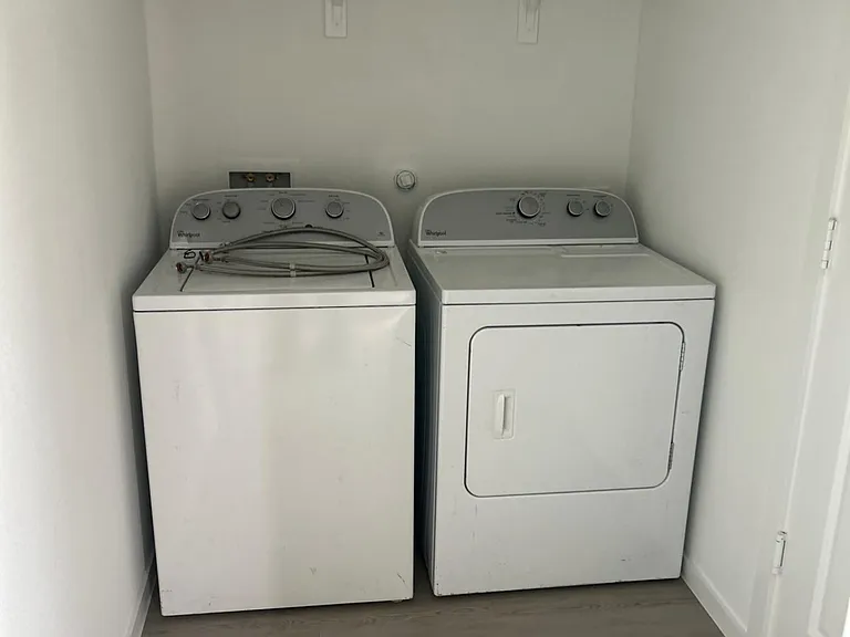 7711 Fenton Pkwy — Photo 3