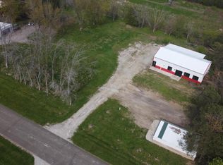 N2390 Halter Ln, Watertown, WI 53098