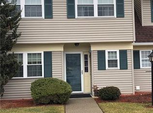 18 Autumn Leaf Ct, Montgomery, NY 12549