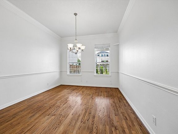 5th image of 7608 Janak Dr