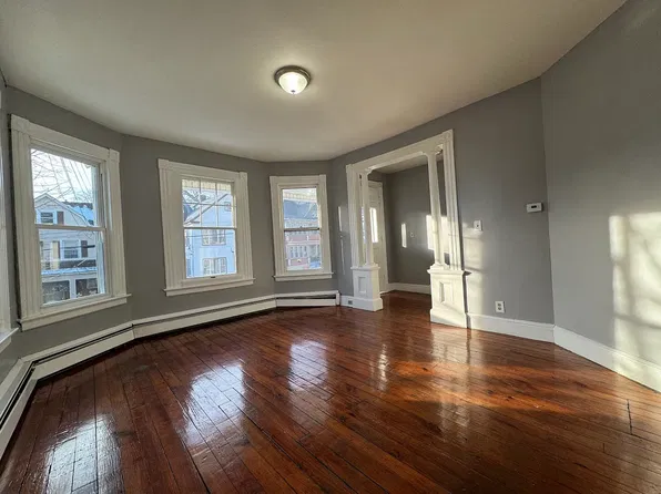 334 Willow St, Waterbury, CT