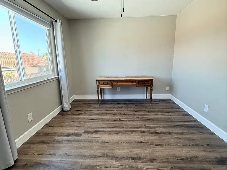 1019 Nanette Ln — Photo 30