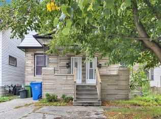 432 Campbell Ave #430, Windsor, ON N9B 2H4