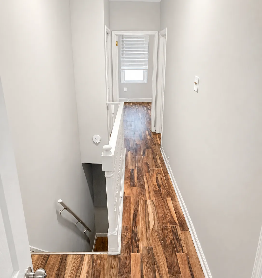 3 bed, 1.5 bath, 1064 sqft, $1,600 — Photo 2