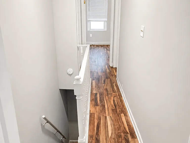 620 E Lippincott St — Photo 2