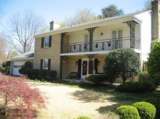 3905 Locust Ln, Alexandria, VA 22310