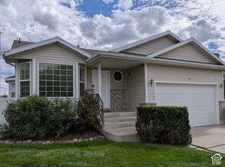 108 E 2550th St S, Clearfield, UT 84015