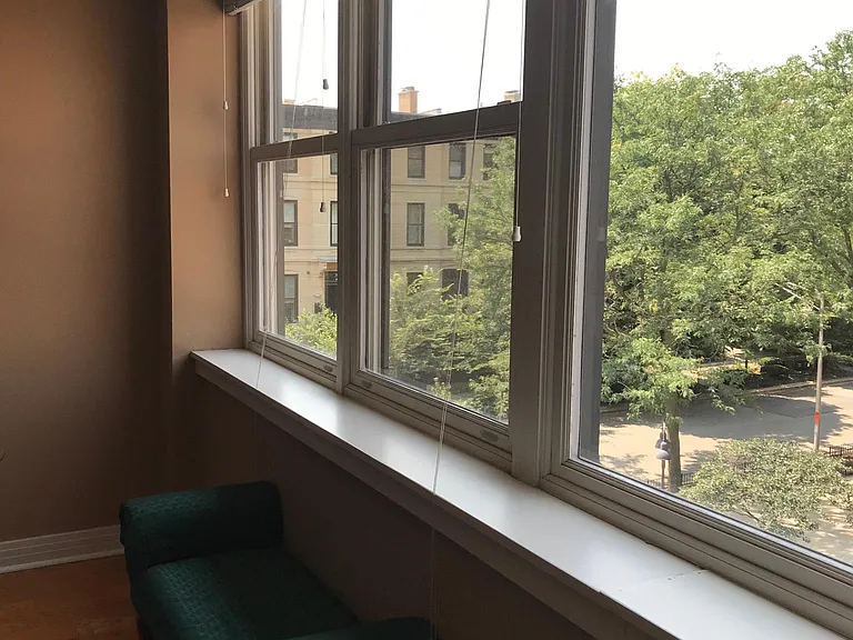 2300 N Commonwealth Ave #4C — Photo 8