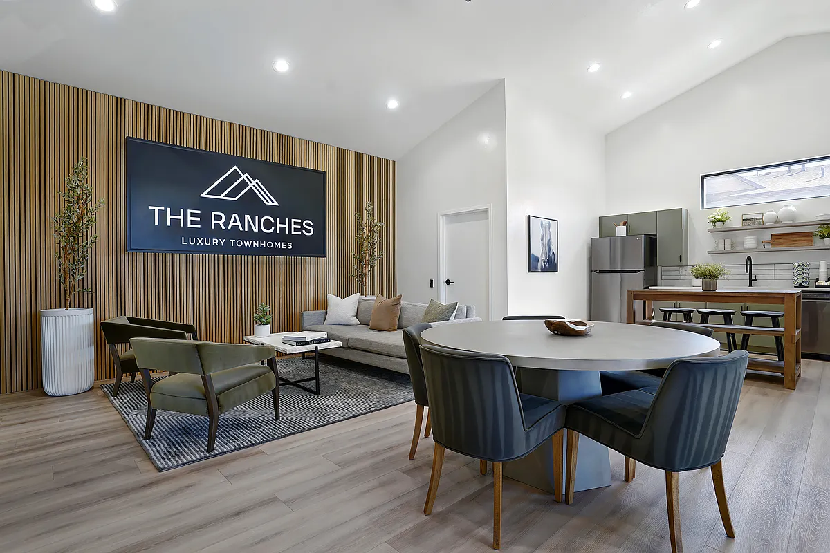 Building Photo - The Ranches Townhomes