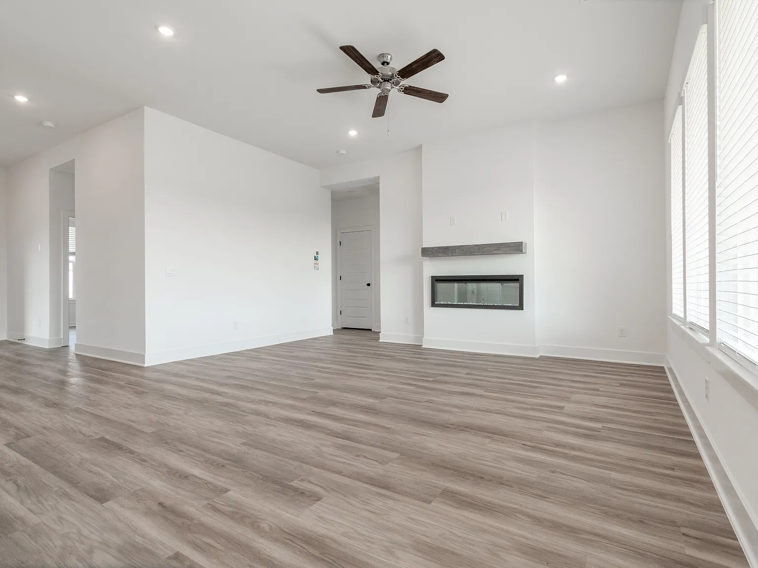 416 West Gosling Island - 1 — Photo 4