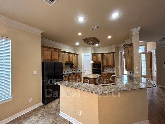 5th image of 1224 Frenchmans Dr