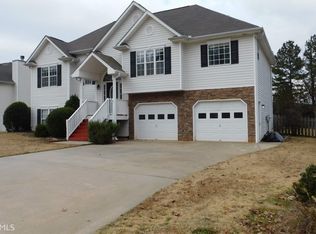 437 Hearthstone Way, Woodstock, GA 30189