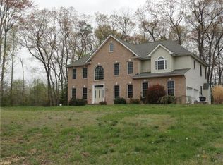 5700 Raccoon Run Ct, Waldorf, MD 20601