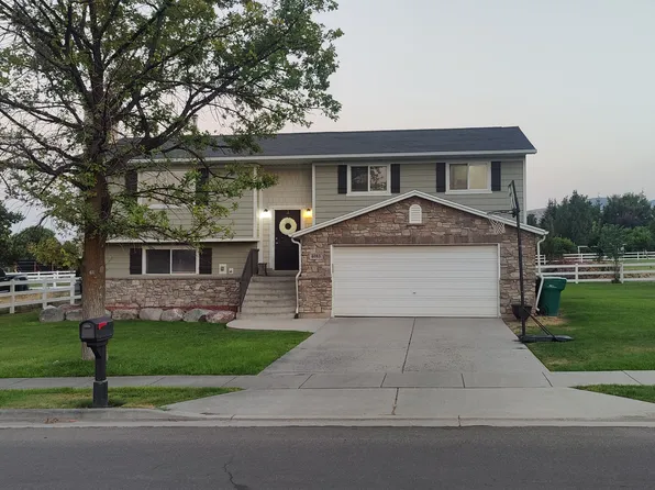 4083 W Buck Hollow Dr, Riverton, UT 84065
