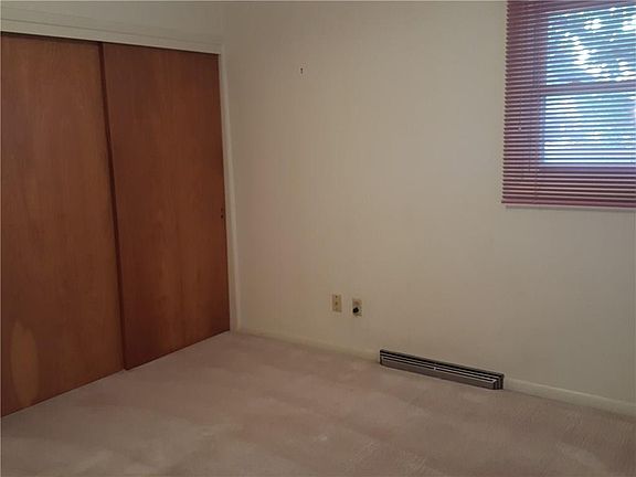 5th image of 117 Birchwood Dr