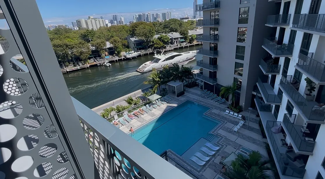 Studio, 1.0 bath, 490 sqft, $1,990 — Photo 3