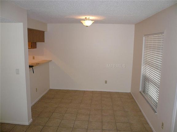 3rd image of 2971 Bonaventure Cir APT 204