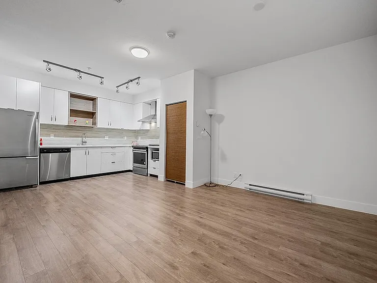 5355 Lane St #101 — Photo 10