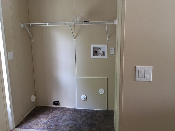 3rd image of 304 Palm Castle Dr