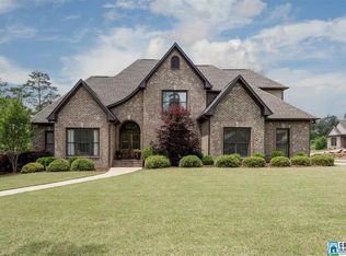 3745 Chapel Creek Cir, Hoover, AL 35226