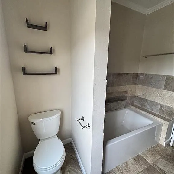 1046 S Citrus Ave — Photo 38