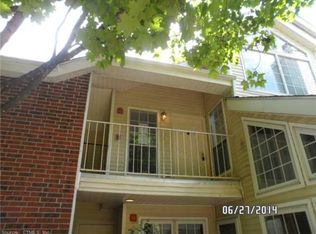 155 Carriage Crossing Ln, Middletown, CT 06457