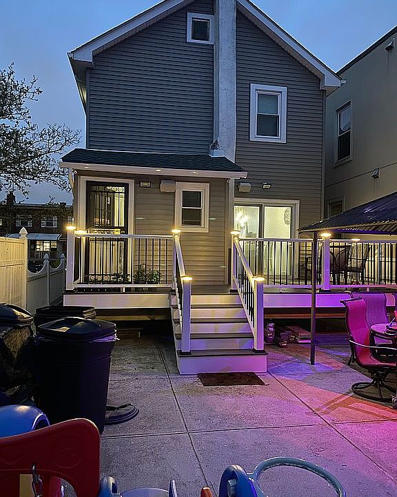 2nd image of 982 Pierce Ave
