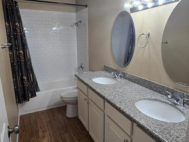 5128 W Surrey Ave — Photo 23