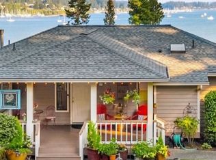 964 NW Anderson Ln, Poulsbo, WA 98370