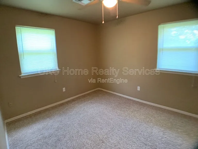 5809 NW 62nd St — Photo 13