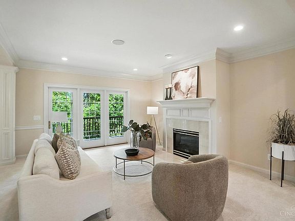 5th image of 101 Pheasant Woods Ct