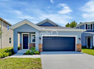 1105 Walden Pond Dr, Plant City, FL 33563