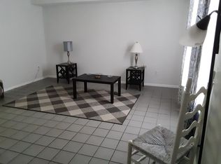 10 Beau Rivage Dr #10, Glassboro, NJ 08028