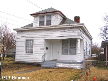1313 Huntoon Ave Photo 1