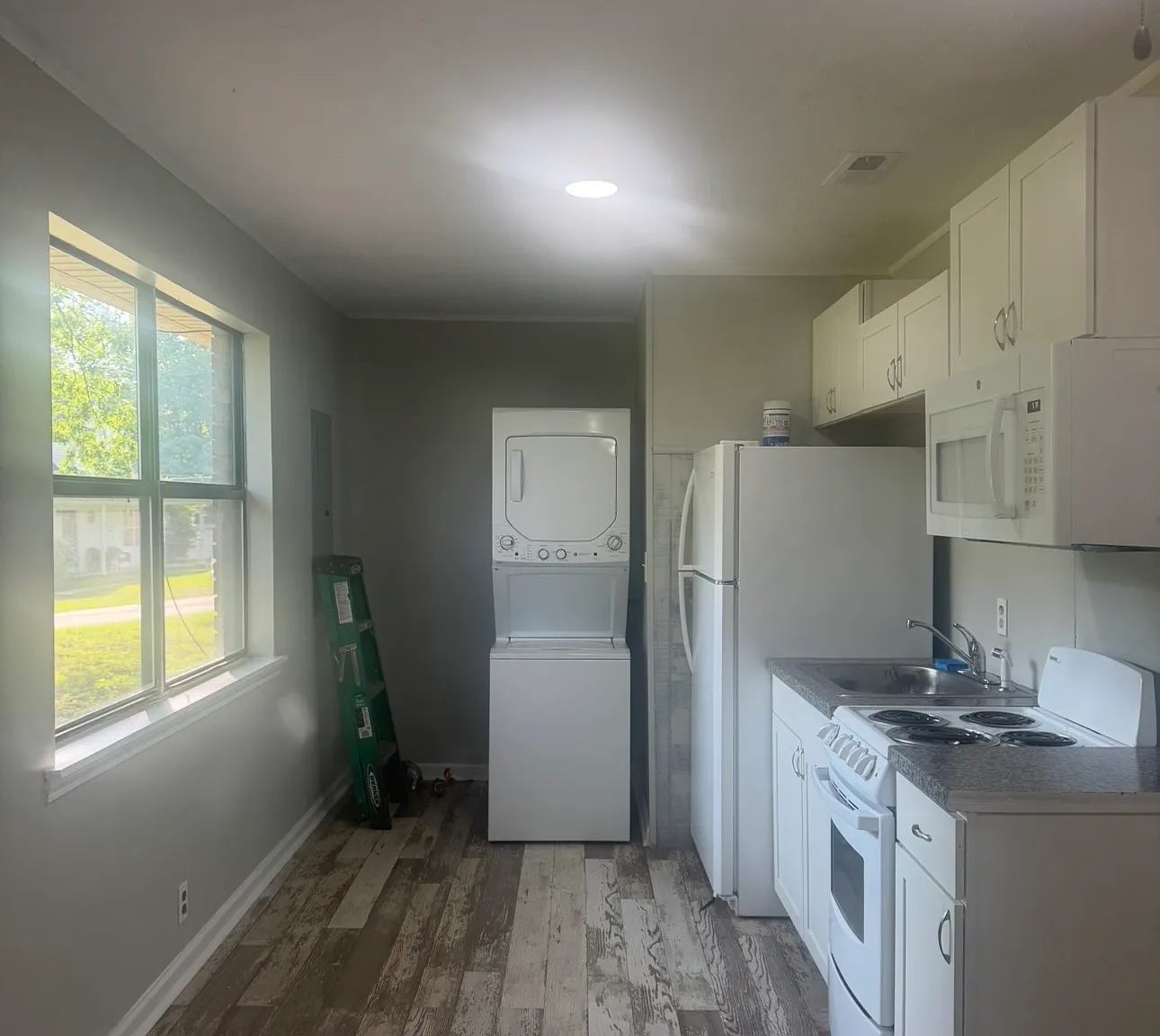 1 bed, 475 sqft, $1,275 — Photo 1