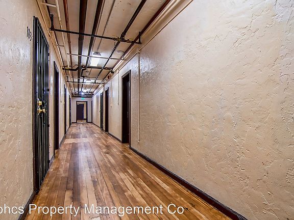 5th image of 5233 Monte Vista St APT 305