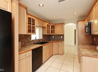 4711 NW 18th St, Lauderhill, FL 33313