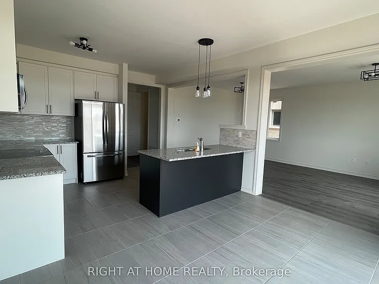 1054 Denton Dr — Photo 8