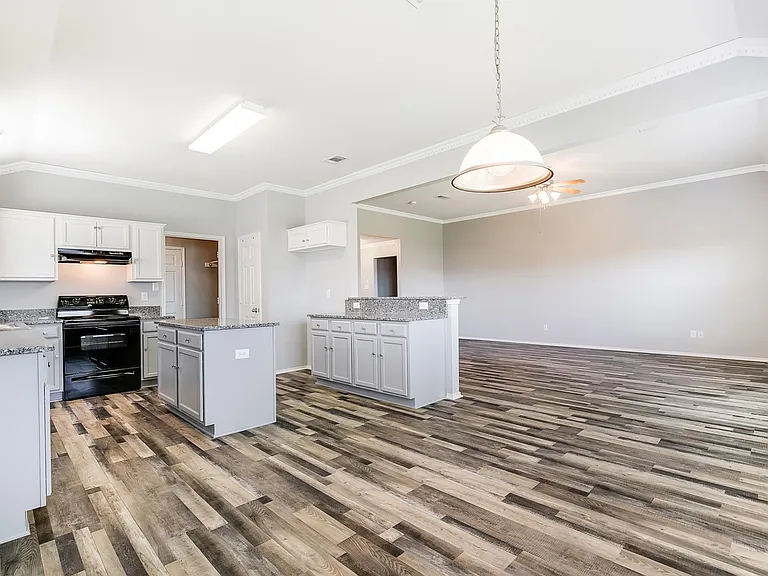 228 Meadow View Ln — Photo 8