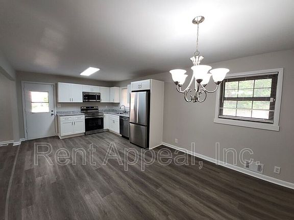 4th image of 5370 Longmeadow Ln