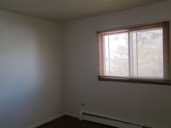 3rd image of 1335 Abbott Dr APT 6