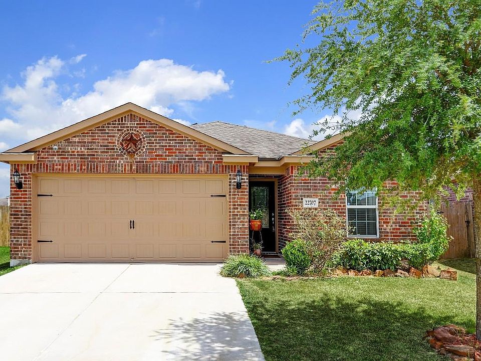1st image of 22707 Bauer Sky Dr