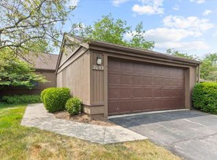 2053 Willowick Dr #B, Columbus, OH