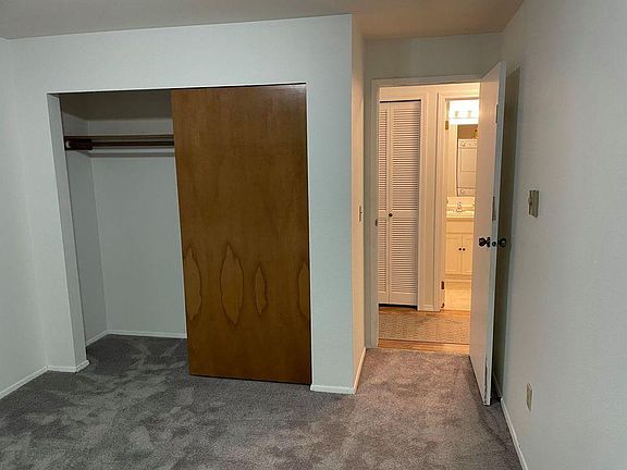 4th image of 5201 22nd Ave NE APT 203